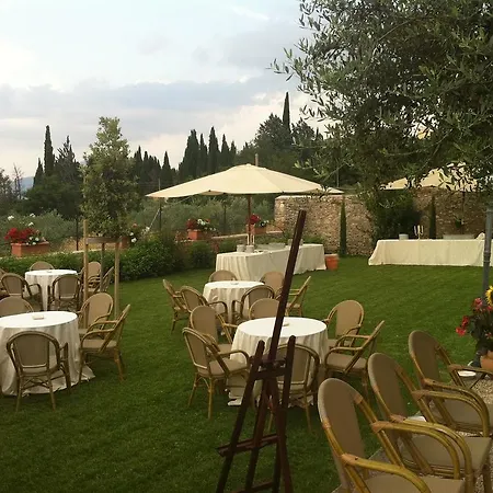 Casa Religiosa Di Ospitalita San Ponziano Panzió