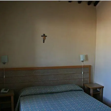 Bed & Breakfast Casa Religiosa Di Ospitalità San Ponziano *
